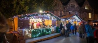 Winchester-Cathedral-Christmas-Market